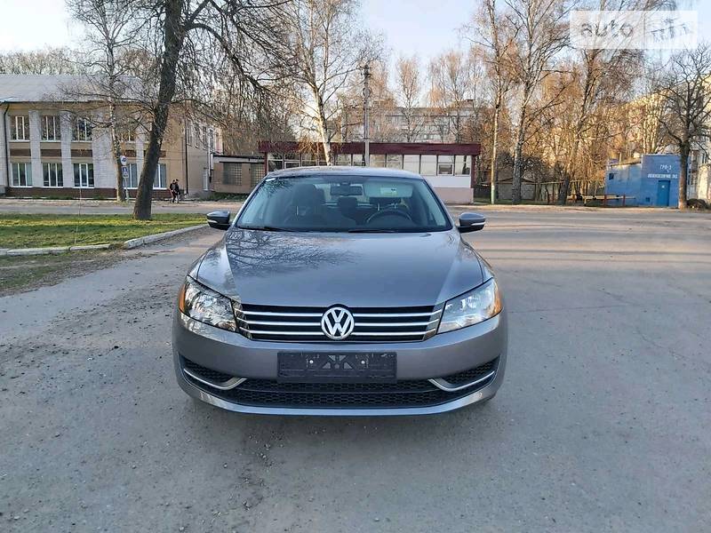 Седан Volkswagen Passat 2014 в Ромнах фото 8 Седан Volkswagen Passat 2014 в Ромнах