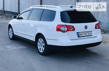 Універсал Volkswagen Passat 2010 в 
