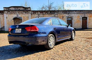 Седан Volkswagen Passat 2015 в 
