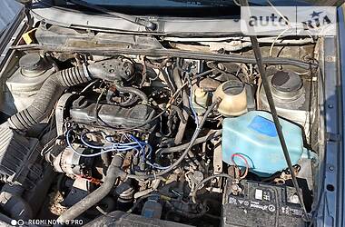 Седан Volkswagen Passat 1991 в 