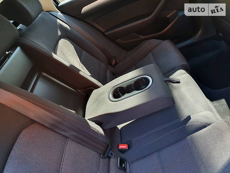 Універсал Volkswagen Passat 2015 в Вінниці