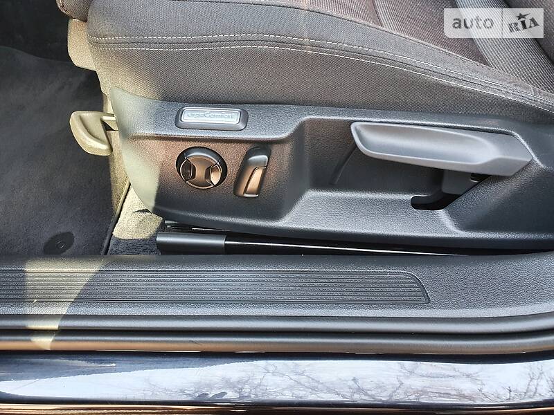 Універсал Volkswagen Passat 2015 в Вінниці