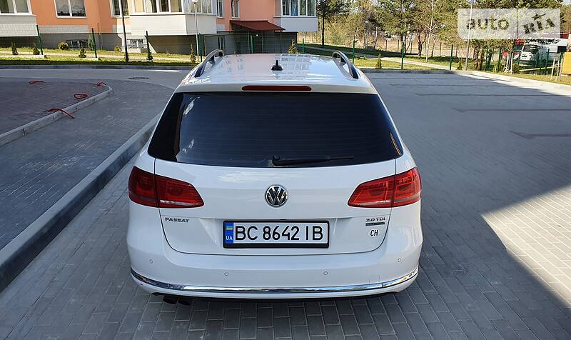 Універсал Volkswagen Passat 2013 в Львові