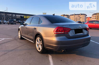 Седан Volkswagen Passat 2014 в 
