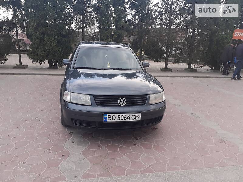 Седан Volkswagen Passat 1999 в Кременці