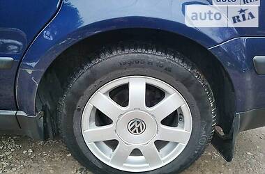 Універсал Volkswagen Passat 1999 в 