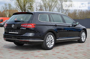 Універсал Volkswagen Passat 2015 в 