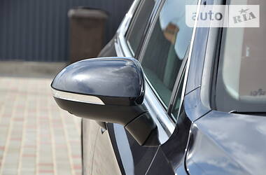 Універсал Volkswagen Passat 2015 в 