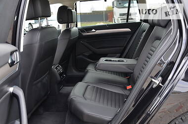Універсал Volkswagen Passat 2015 в 