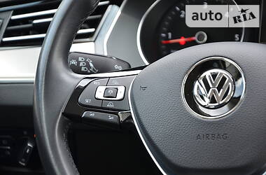Універсал Volkswagen Passat 2015 в 