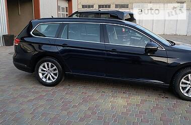Універсал Volkswagen Passat 2017 в 