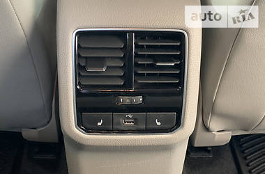 Седан Volkswagen Passat 2016 в 