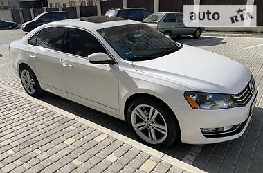 Седан Volkswagen Passat 2012 в 