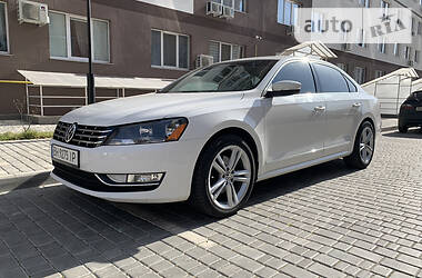 Седан Volkswagen Passat 2012 в 