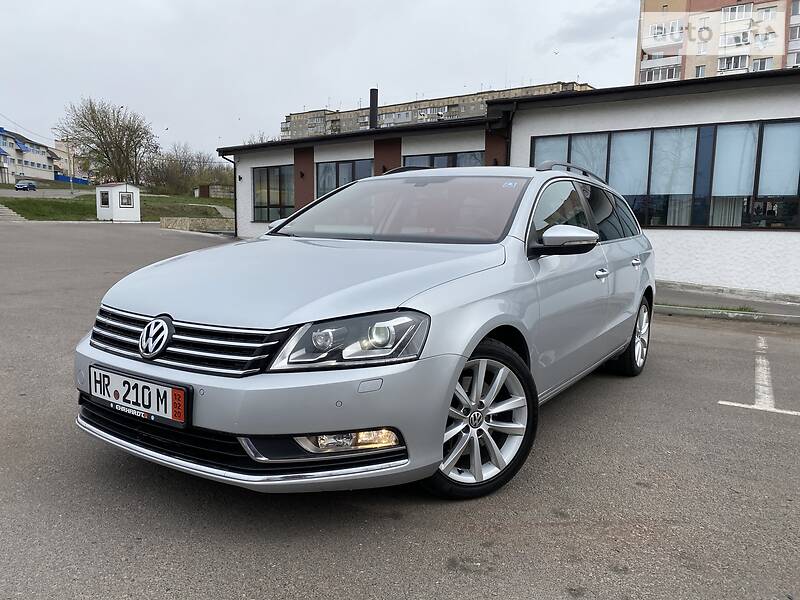 Універсал Volkswagen Passat 2012 в Рівному