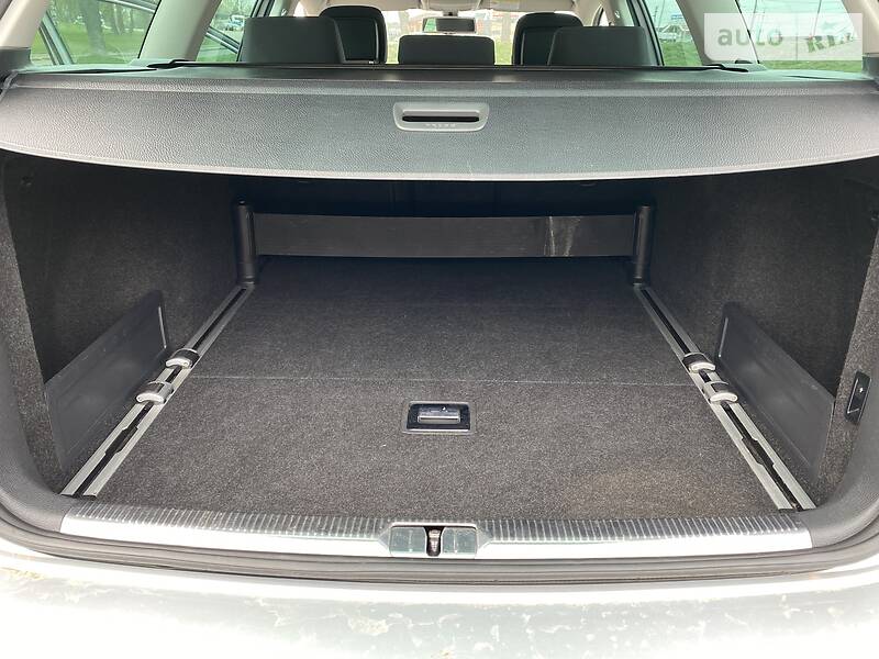 Універсал Volkswagen Passat 2012 в Рівному
