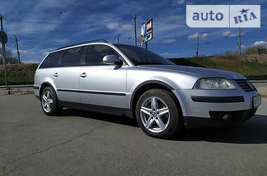 Універсал Volkswagen Passat 2005 в 