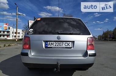 Універсал Volkswagen Passat 2005 в 