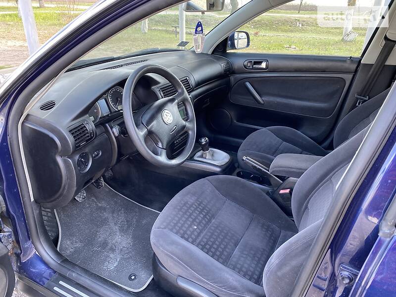 Универсал Volkswagen Passat 2002 в Первомайске