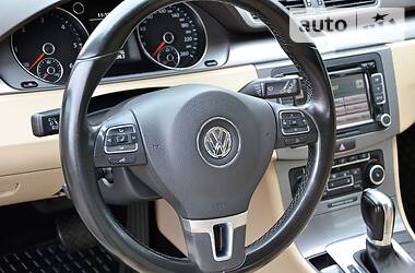 Універсал Volkswagen Passat 2011 в 