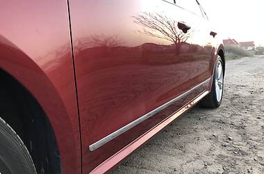 Седан Volkswagen Passat 2015 в 