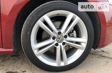 Седан Volkswagen Passat 2015 в 
