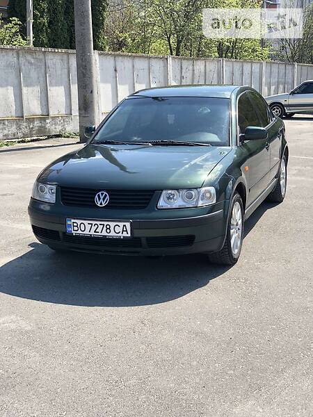 Седан Volkswagen Passat 1999 в Тернополі