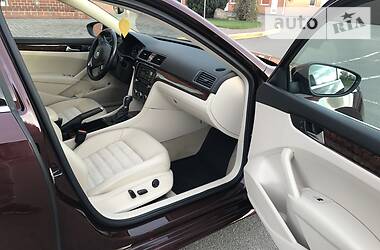 Седан Volkswagen Passat 2012 в 