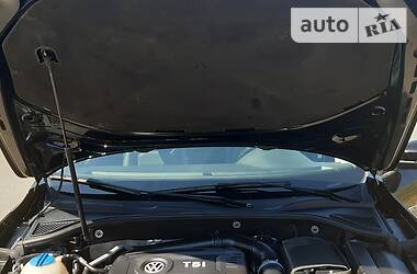 Седан Volkswagen Passat 2015 в 