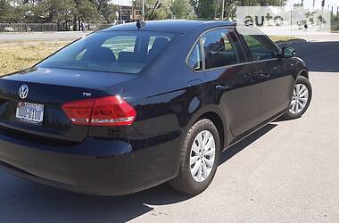 Седан Volkswagen Passat 2015 в 