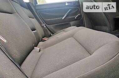 Універсал Volkswagen Passat 2000 в 