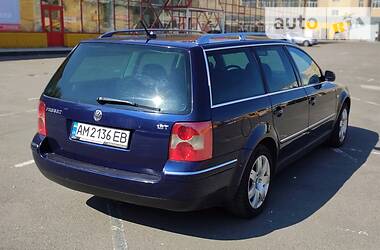 Універсал Volkswagen Passat 2003 в 
