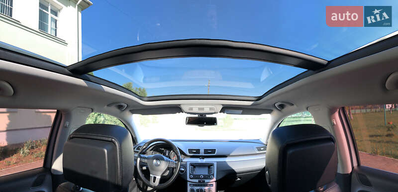 Универсал Volkswagen Passat 2014 в Стрые