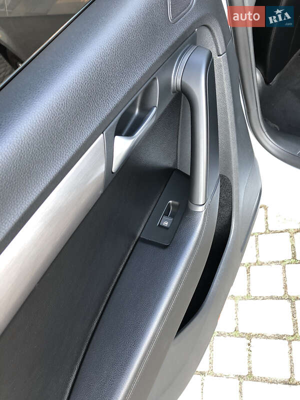 Универсал Volkswagen Passat 2014 в Стрые