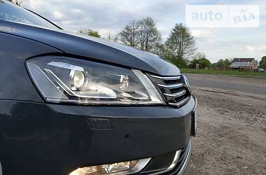 Універсал Volkswagen Passat 2013 в 