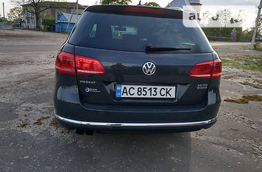 Універсал Volkswagen Passat 2013 в 