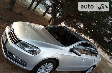 Седан Volkswagen Passat 2012 в 
