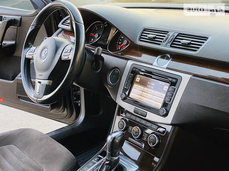 Седан Volkswagen Passat 2012 в Харкові фото 20 Седан Volkswagen Passat 2012 в Харкові