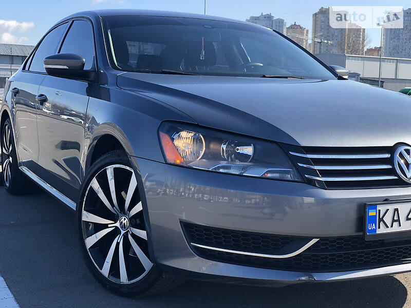 Седан Volkswagen Passat 2015 в Киеве