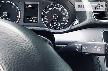 Седан Volkswagen Passat 2013 в 