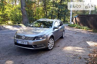 Універсал Volkswagen Passat 2011 в 