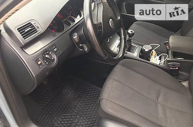Універсал Volkswagen Passat 2008 в 
