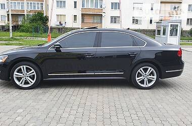 Седан Volkswagen Passat 2012 в 