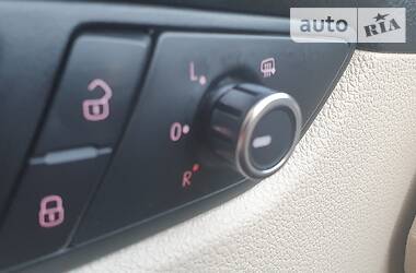 Седан Volkswagen Passat 2012 в 