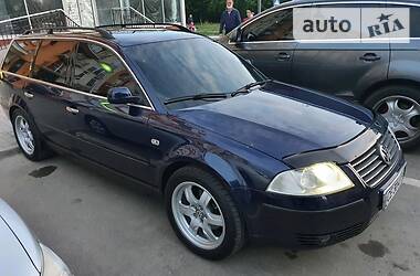 Універсал Volkswagen Passat 2001 в 