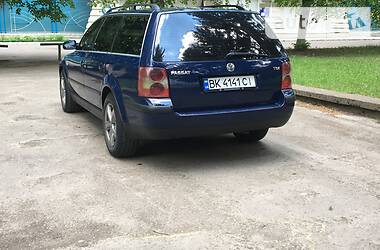 Універсал Volkswagen Passat 2001 в 