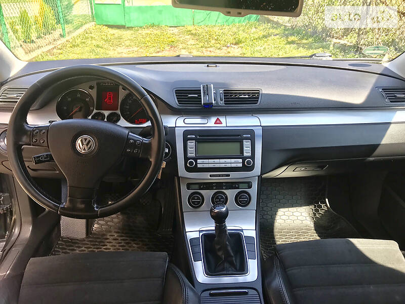 Універсал Volkswagen Passat 2006 в Рівному фото 53 Універсал Volkswagen Passat 2006 в Рівному