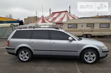 Універсал Volkswagen Passat 2005 в 