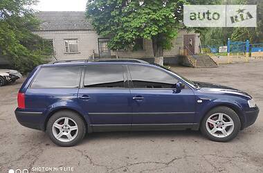 Універсал Volkswagen Passat 1999 в 