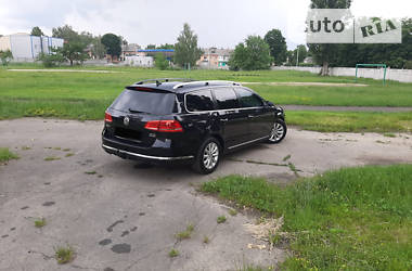 Універсал Volkswagen Passat 2012 в 